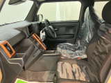 中古車は一物一価、同じようなお車でも、整備状況、外内装の状態など様々です。