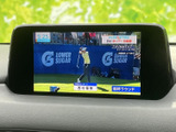 停車時に、お子様と一緒にテレビ番組を楽しめます。移動時間をより楽しく、快適に演出します。