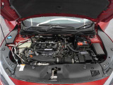 エンジンは車の心臓部分です。このエンジンルームが汚いとトラブルの基になります。当店は専用の液剤を使って徹底的に綺麗にします。