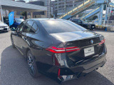 カー・ライフのさまざまなリスクのある状況を自動的に記録。運転中はもちろん駐車時まで、愛車とその周囲を監視・記録する基本機能に加え、Proにはその場で画像を確認できる液晶ディスプレイを搭載。