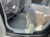 フロアマットも綺麗にクリーニングして納車しております!