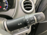 視認性の高いウインカーレバー。安全な車内空間を演出します。
