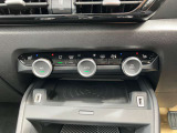 運転席、助手席シートヒーター付き!