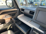 届出済未使用車を一人でも多くの方に提供できるよう専門スタッフがしっかりと説明し、相談にのらせていただきます。