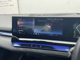 BMWを熟知したメカニックによる100項目の点検・整備を行います。不具合箇所、交換時期に達している部品に関しましては、全て当社負担で交換してからのご納車となります。
