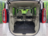普段のお買い物や通勤、送迎等に十分な荷室スペースを確保しております。セカンドシートを倒すと、大きな荷物の積載も可能です♪