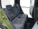 ゆとりある広々とした車内空間は、ドライブを始め買い物やレジャーなど、幅広く活躍します。一人でもみんなとでもお出かけを楽しみましょう!