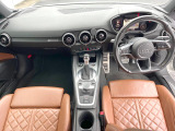 TTクーペ  2.0TFSI クワトロ