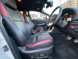 座り心地が良いシートなので長時間の運転でも快適にお過ごしいただけます。