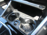 ワイヤレス・チャージングの機能付いてます