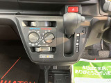 快適にお乗りいただくために、外装を美しく仕上げるだけではなく、内装も細部にいたるまで徹底した清掃・洗浄を実施しております。