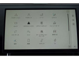 互換性のあるスマートフォンをPiviに接続して、タッチスクリーンから安全に利用することができます。ワイヤレス接続でApple CarPlay / Android Autoがご利用いただけます。