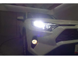 話題のLEDヘッドランプが採用されております! 省電力で長寿命、しかもとても明るく熱くなりにくい性質を持ったライトになります。虫も寄ってきにくい性質も持っております。