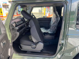 大事な人を乗せることが多い助手席です!安全運転を心がけましょう。