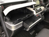 車検証入れなどに使用可能です。