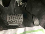 お問合せの際に、「車種」「年式」「色」「走行距離」をお伝え頂きますとスムーズにご案内ができます!