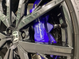ブルーのキャリパーにプレリュードのロゴをあしらったブレンボ社製ブレーキを装備