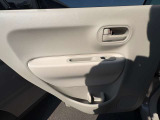 ☆お車についた傷やヘコミ、事故の修理もハヤシにお任せください。自社鈑金工場で修理ができますの安心です☆