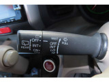 運転席から操作できる各種スイッチもお問い合わせいただければ機能の説明ができますのでお気軽にお問い合わせ下さいね。