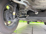 お車を安心してお乗りいただく為には、足回りの定期点検が欠かせません。サービスサポート(有償保証)では無料点検もご提供しており、安心のカーライフをお過ごしいただけるサポート体制が整っています。