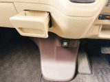 お客様のご予算帯に合わせたお車を常時50台以上取り揃えています!当社のスタッフがお客様のお車選びをしっかりサポートしご提案させていただきます!