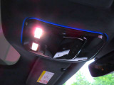 タッチ式のLEDルームランプ