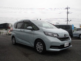 中古車購入時「パンク保証」をご案内しております。万一のパンクやバーストの際に、同等新品タイヤへの交換が可能です。(タイヤと交換工賃が対象です。免責金額と廃タイヤ処分料が必要になります。)