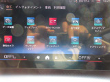 Bluetooth機能も搭載。スマートフォンと接続し、音楽再生や通話も可能です。