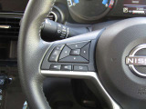 ステアリングスイッチ付きです。運転に集中できます。