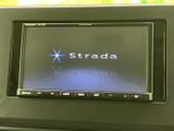 高精細なディスプレイが運転をサポート。快適なドライブを演出します。充実した機能で、どこへ行くにも安心です。