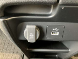 USB端子と12Vの端子が付いておりますのでお車でのお出かけに困りません。