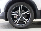 ■タイヤ235/50R19