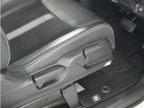 ◆シートハイトアジャスター◆運転席を上下に高さ調節ができます!運転ポジションを体格に合わせてシート調整できます。
