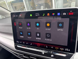 Golf 8.5のAtmospheres機能を搭載。車内の演出を画面から選択し、好みに合わせた空間を楽しめます。