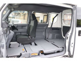 国産車から外車(輸入車)まで全メーカー新車・中古車販売・リース販売・車検・板金・修理・レンタカー取扱店です。テスター(診断機)完備ですので外車(輸入車)の車検や修理も自信をもっておこなっております。