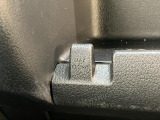 品質へのこだわり!フロアマットやシートなど車内をキレイに清掃し、ニオイや汚れなどを徹底的にクリーニングしてもらっております。室内はピカピカです☆