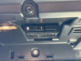 ◆ETC/ETC車載器を装備。セットアップもお任せいただければ、ご納車後はカード挿入しすぐに遠出も楽しめます