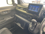 【 オートエアコン 】車内温度を感知して自動で温度調整をしてくれるのでいつでも快適な車内空間を創り上げます!