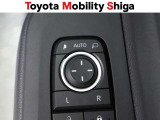 ドアの施錠・解錠と連動してドアミラーが開閉します。鍵の閉め忘れの確認にとても便利です♪