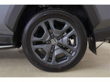 純正19AW!タイヤサイズは235/55R19になります!