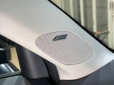 BOSE社とHondaが共同開発した専用オーディオ「BOSEプレミアムサウンドシステム」搭載。専用チューニングを施すことで、まるでコンサート会場にいるような臨場感あふれるサウンドを提供します。