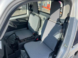大事な人を乗せることが多い助手席です!安全運転を心がけましょう。