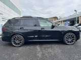 BMW認定中古車は100項目の箇所を徹底的にチェック致します。機械的な箇所や電気系、コンピュータなどを詳細に点検。交換基準に達した部品は整備した後にご納車致します。