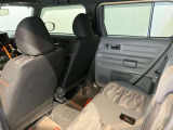 より多くの一般の方へ車を届けれればと思っておりますので同業者様への販売は極力控えさせて頂いております。ご了承下さい。