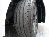 タイヤサイズは215/45R17となっております!