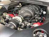 フェラーリ製・4700ccV8・M145ユニット。唯一無二のサウンド、そして気持ちの良い走り。ぜひ一度ご体感下さい