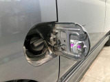 品質には自信があります!ハッピーの品質・キレイなお車をお届けさせていただきたい!そんな気持ちでキレイに仕上げております。フロアマットなどの清掃はもちろん、シート下なども徹底的に清掃しております。