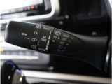 【プロのメカニック多数在籍】当社メカニックによる『プロの視点』でご納車前の整備を行います。お客様に安全且つ安心して気持ちよくお乗りいただけるように真心込めて整備いたします。