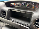 運転席アッパーボックス
