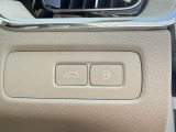 ◆パワーテールゲート/運転席から降りることなくテールゲートの開閉が可能です。
